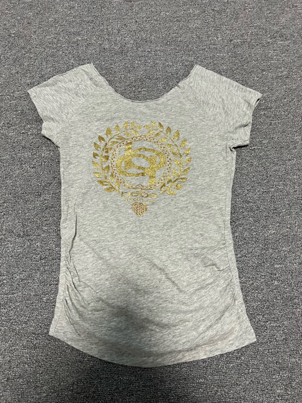 Girl’s Gray Scoop Neck Tee with Gold Crest Print
